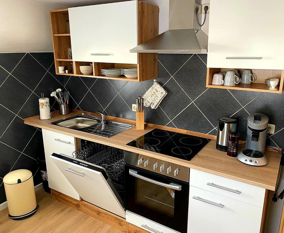 Apartment Schweich-Issel Familie Lentes Neu Renoviert Exterior foto